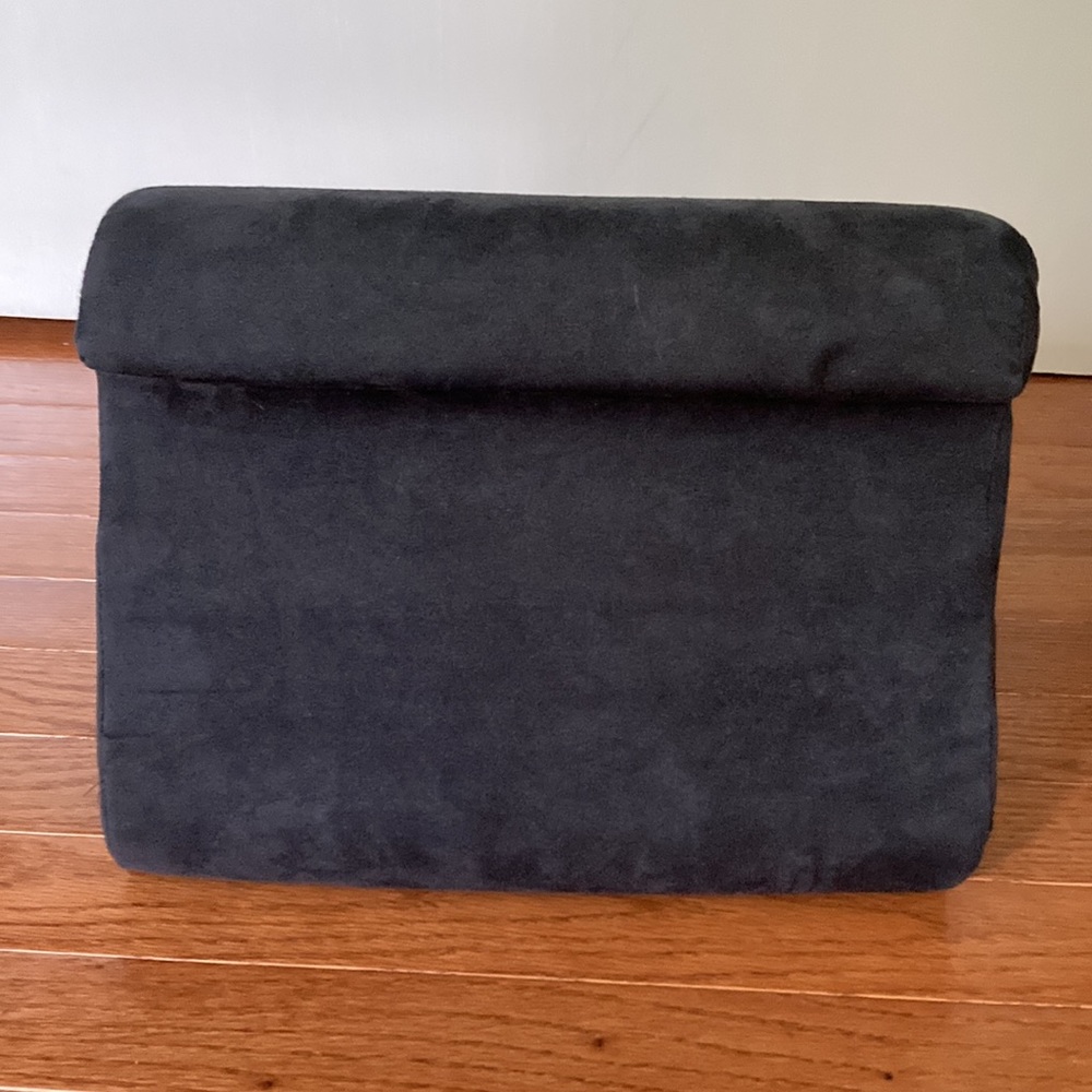 Pillow Pad Laptop/Tablet Stand - Picture 4 of 7